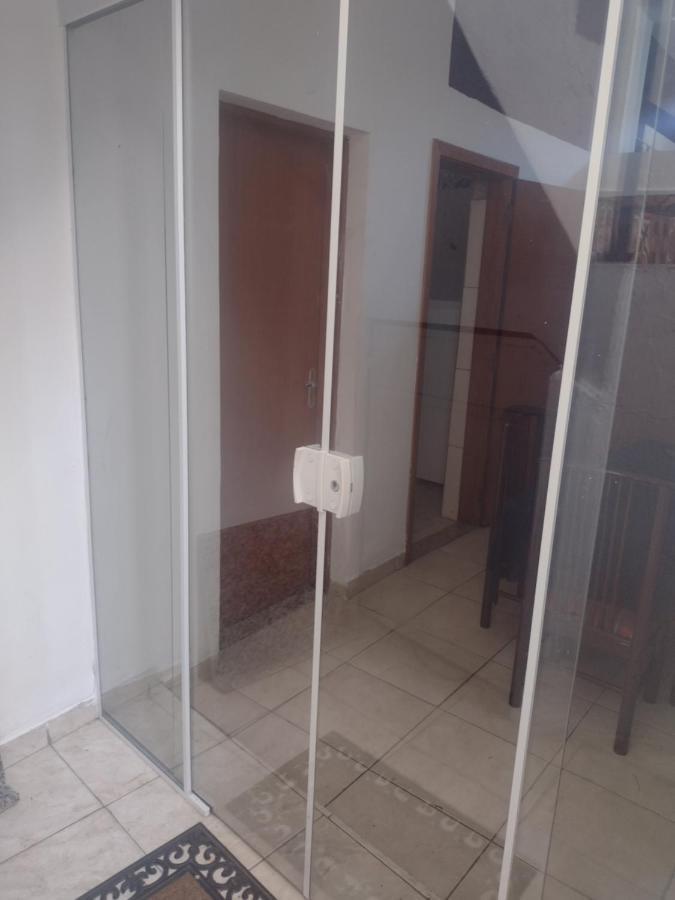 Apartamento Terreo Chique 瓜拉廷格塔 外观 照片